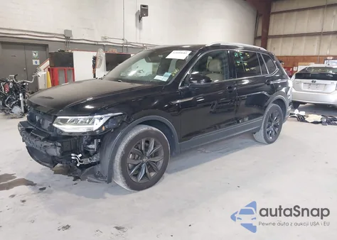 2022 Volkswagen Tiguan 2.0T Se z USA, uszkodzony, nr VIN 3VV2B7AX7NM078742